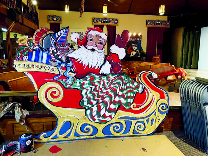 Deck the Halls and the double-wide: Stage Left Players to present “A Trailer Park Holiday”